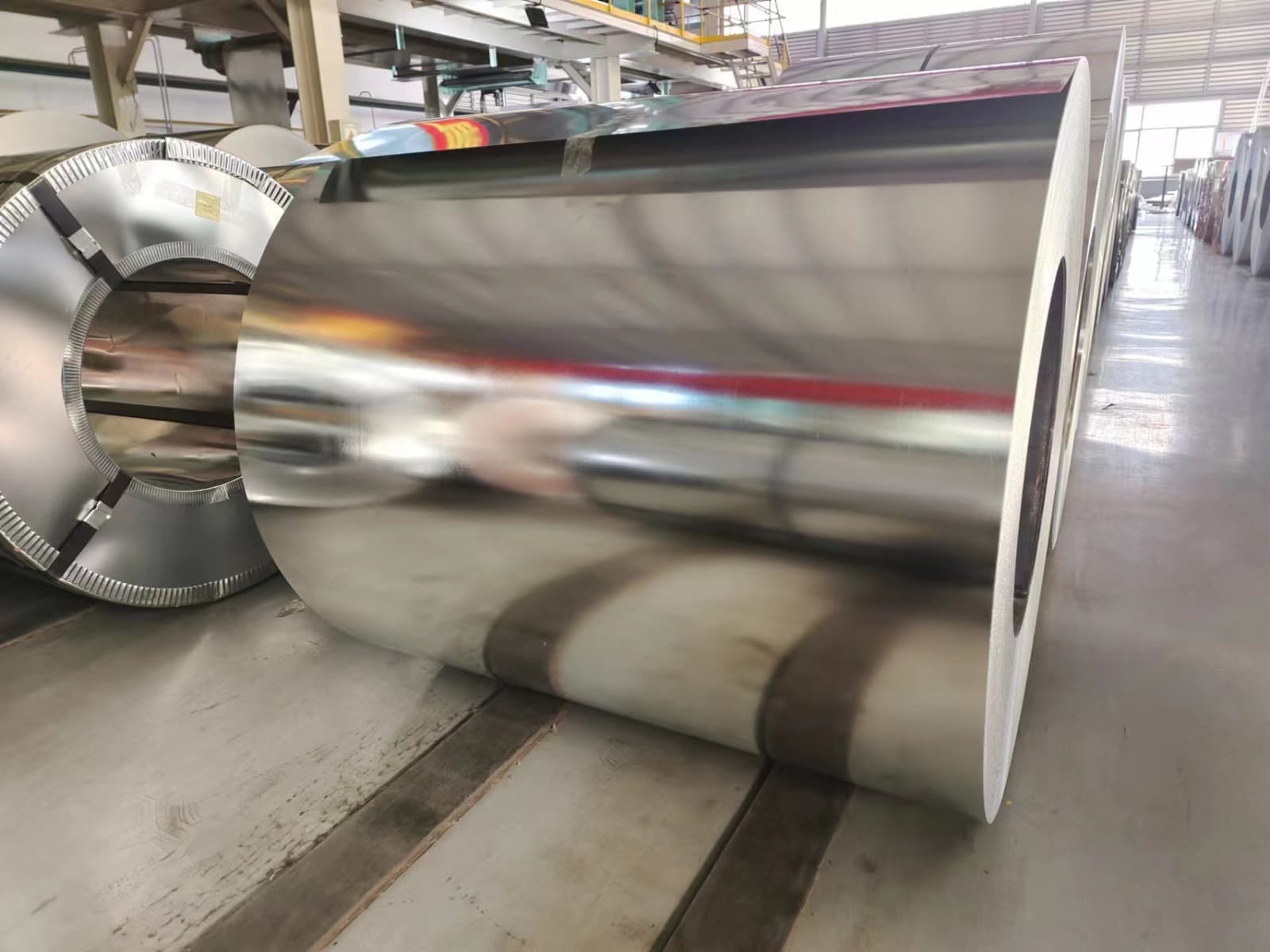 Bright He/She (Zero Bright) steel surface and appearance
